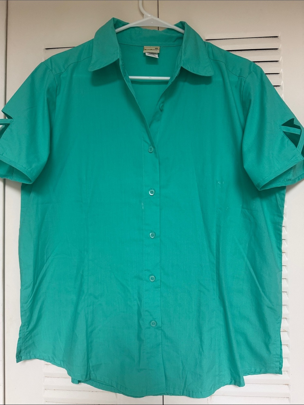 Ladies  Teal Short-Sleeve Button-Up Shirt